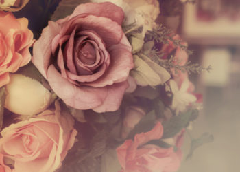 Regalare fiori a una donna: quale scegliere?