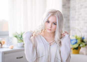 Il Lavoro delle Escort: Un’Analisi Storica e Sociale