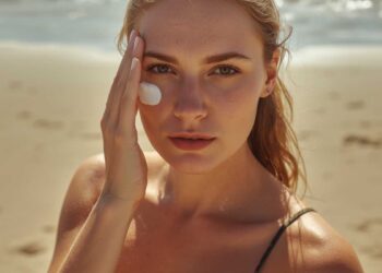 Pelle e sole: La guida per un’abbronzatura sicura (senza scottature)